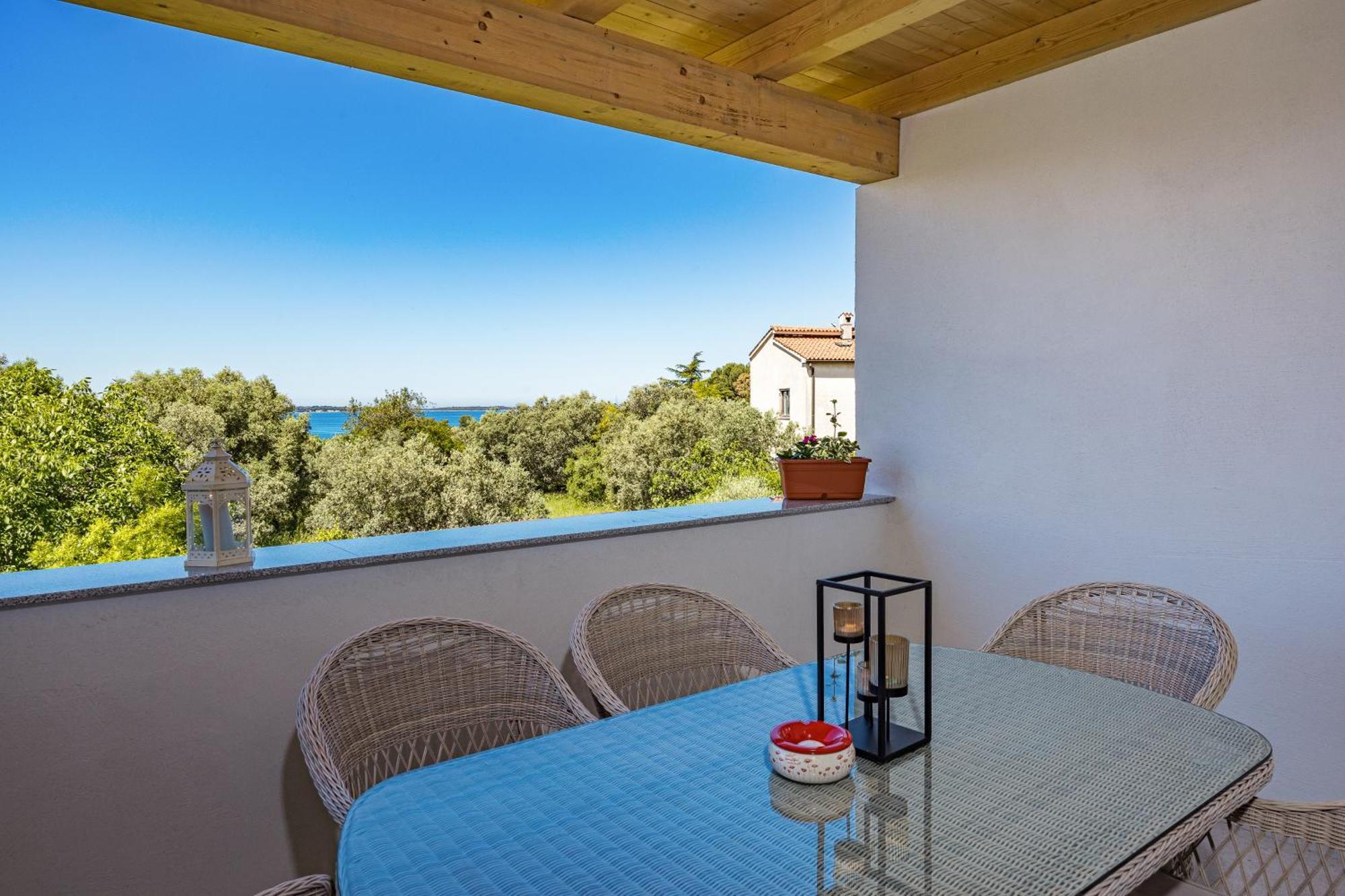 Apartment Lauro - Amazing Sea View ! Fažana Buitenkant foto