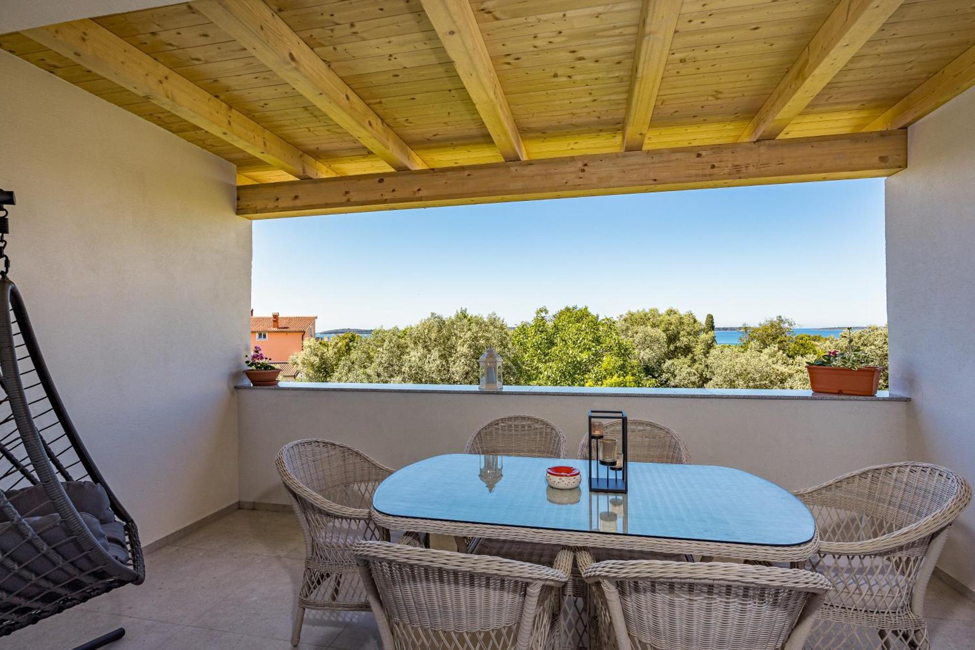 Apartment Lauro - Amazing Sea View ! Fažana Buitenkant foto